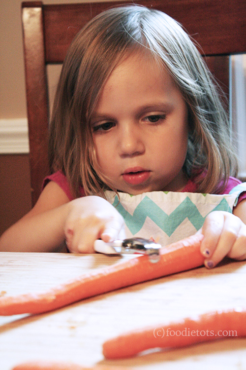 learning to peel carrots #kidscook | foodietots.com