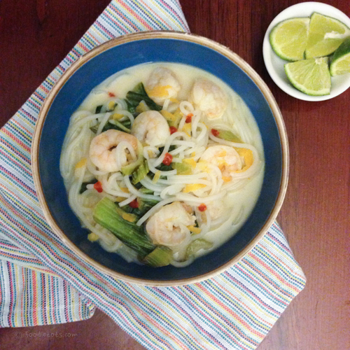 Thai Curry Shrimp Noodle Bowl recipe | foodietots.com 